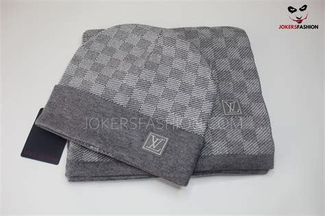 louis vuitton muts sjaal|louis vuitton scarves.